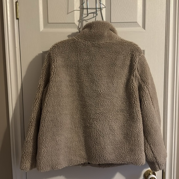 Cozy Lined Teddy bear Sherpa jacket - Picture 2 of 3